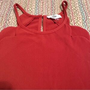Entro Burnt Orange/Redish Sleeveless Cut Out Tank Top Scalloped edges Size L